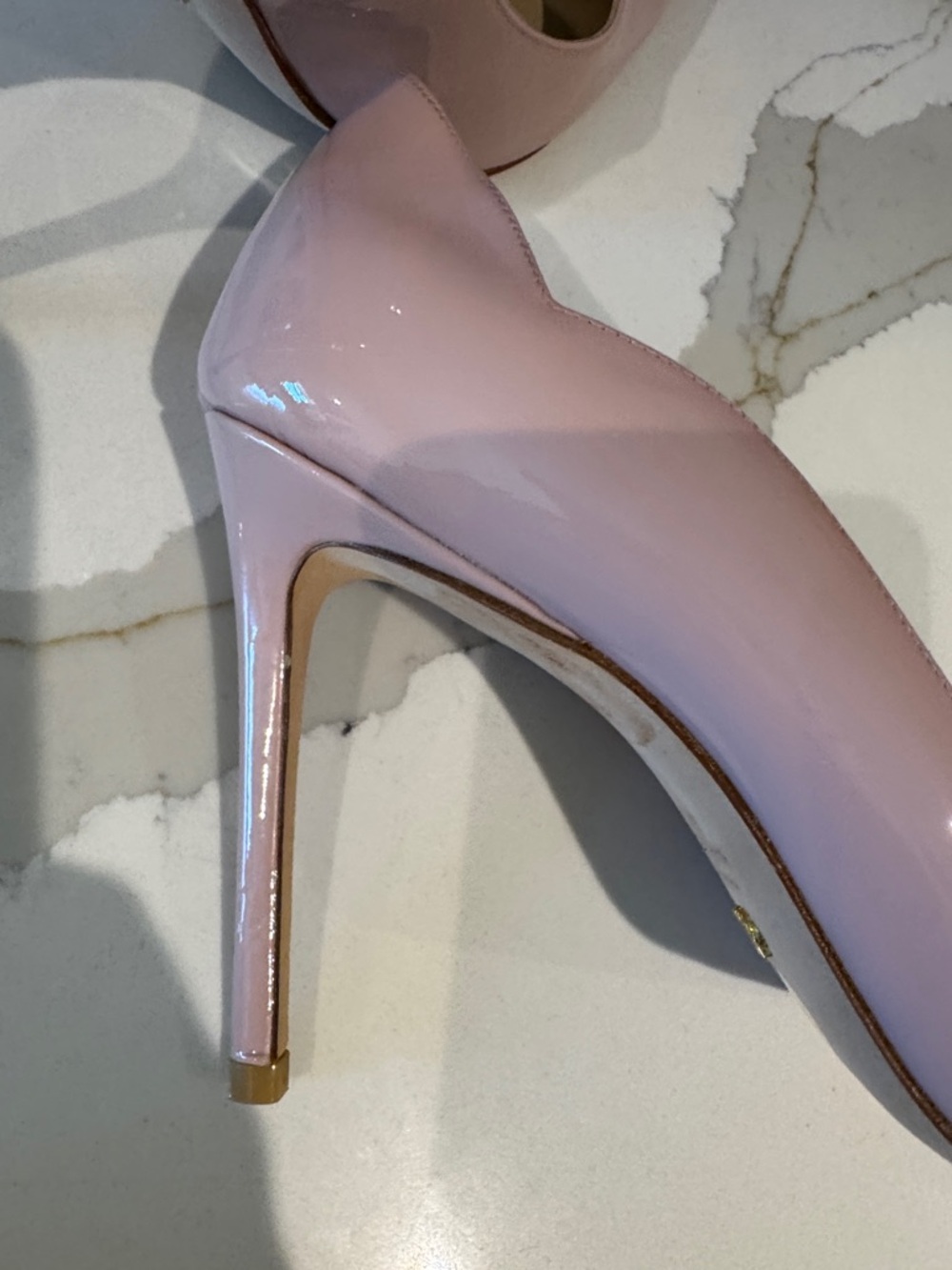 Stuart Weitzman Blush Patent Pointed-Toe Pumps 10.5 - Picture 6 of 8